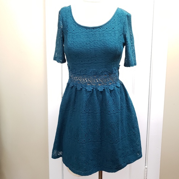 Xhilaration Dresses & Skirts - 👗Host Pick👗 Xhilaration | M teal lace dress